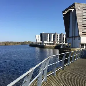 Apartment From With Fantastic Views 2, Runcorn